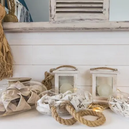 Holiday home Gite Gites De France - L'Aneraie