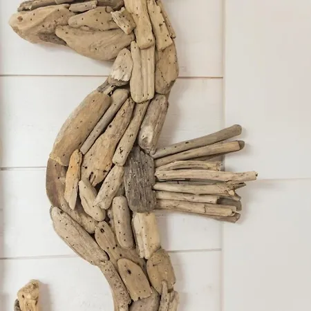 Holiday home Gite Gites De France - L'Aneraie Octeville-sur-Mer