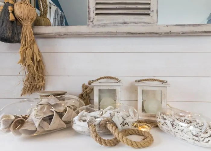 Holiday home Gite Gites De France - L'Aneraie