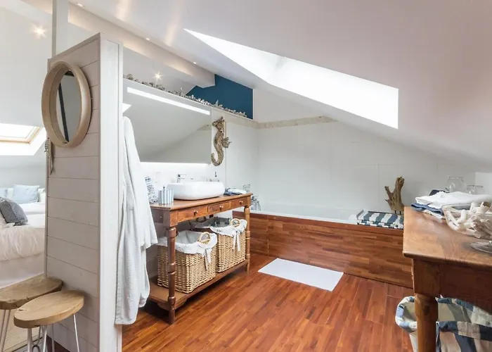 Holiday home Gite Gites De France - L'Aneraie *